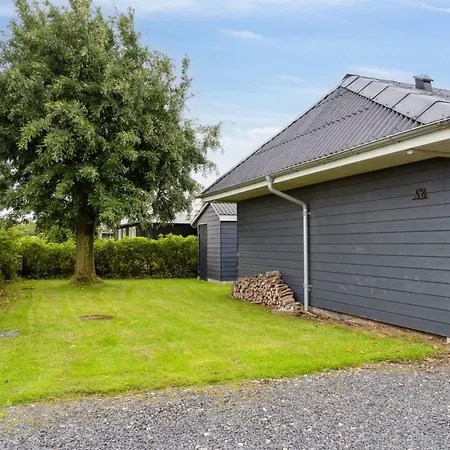 Thala - 150m From The Sea By Interhome *