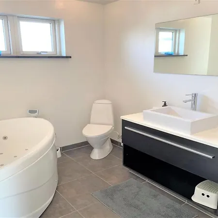 בית נופש Thala - 150m From The Sea By Interhome בוגנזה