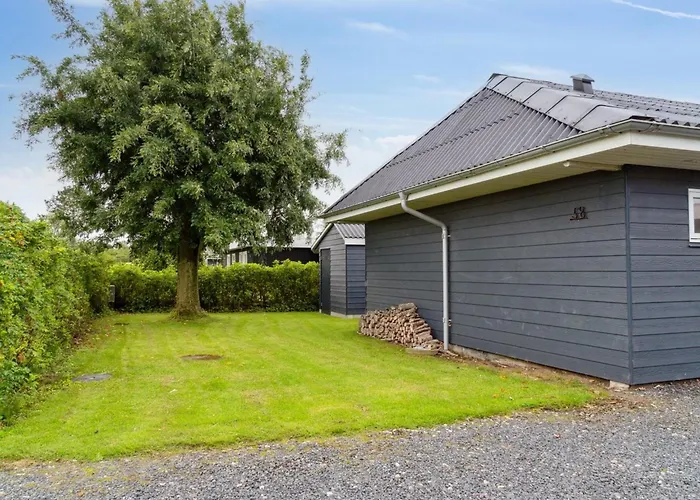 Thala - 150m From The Sea By Interhome *